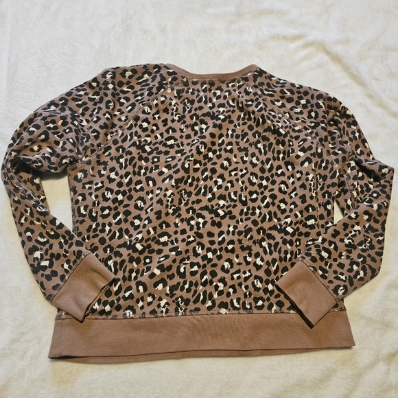 Rails Small Theo Mountain Leopard Long Sleeve Sweater - Picture 4 of 5